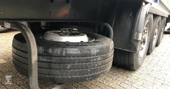 Reservewiel_LR.jpg Reservewiel_LR.jpg