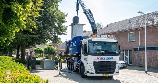 Van-der-Steen_Volvo-FM_reinigingsopbouw1724242194 (960 x 640) Van-der-Steen_Volvo-FM_reinigingsopbouw1724242194 (960 x 640)