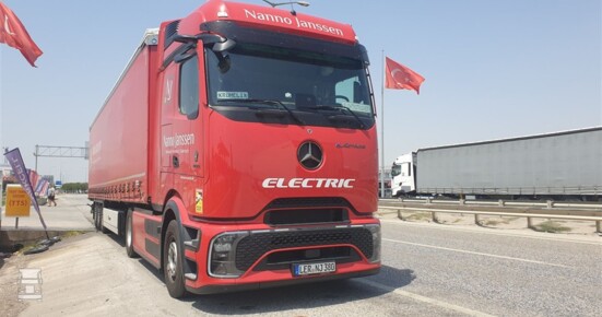 eActros naar Turkije1 (960 x 540) eActros naar Turkije1 (960 x 540)