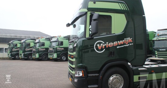 IMG_5482-BorderMaker.jpg IMG_5482-BorderMaker.jpg