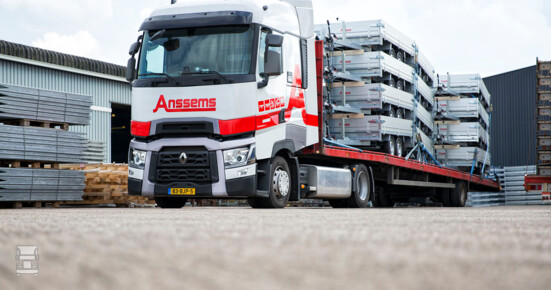 Renault_Trucks_T_High_Anssems_2_lowres.jpg Renault_Trucks_T_High_Anssems_2_lowres.jpg