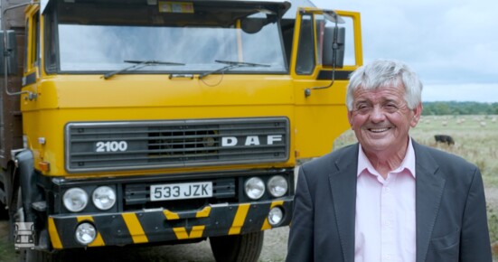 John-Tarrent-and-his-DAF-2100-from-1984.jpg John-Tarrent-and-his-DAF-2100-from-1984.jpg