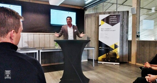 TiN1 (960 x 720) TiN1 (960 x 720)