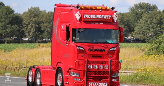 BIGtruck Vroegindewey Bullbar BIGtruck Vroegindewey Bullbar