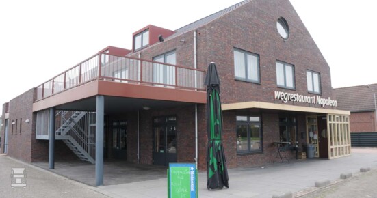 Napoleon-5.jpg Napoleon-5.jpg