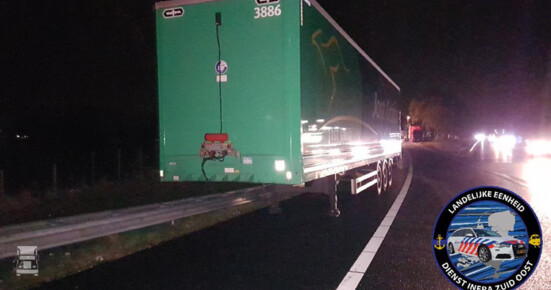 oplegger_A67.jpg oplegger_A67.jpg