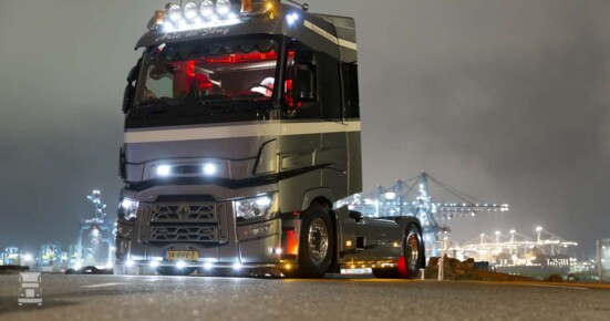 Renault_Ambassadeurs_Dag_HR-163-1400.jpg Renault_Ambassadeurs_Dag_HR-163-1400.jpg