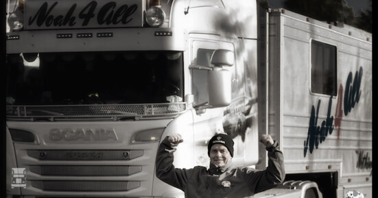 AJ2A8505bb.jpg AJ2A8505bb.jpg