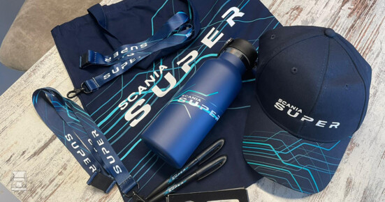 Super_2.jpg Super_2.jpg