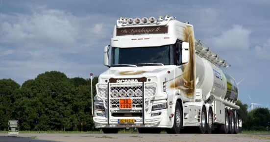 Lastdrager (9)-1400 Lastdrager (9)-1400