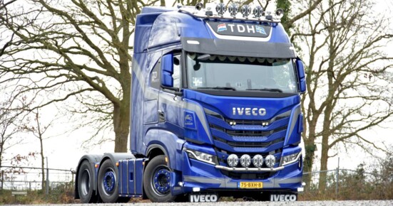 TDH Iveco S-Way (12)-1400 TDH Iveco S-Way (12)-1400