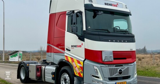 Volvo FH Aero LNG (1) Volvo FH Aero LNG (1)