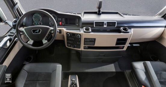 MAN_TGX_Interieur_2018.jpg
