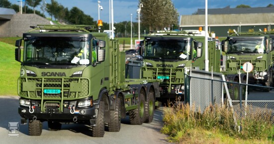 Scania-Gryphus-8x8-Defensie-1LR.jpg