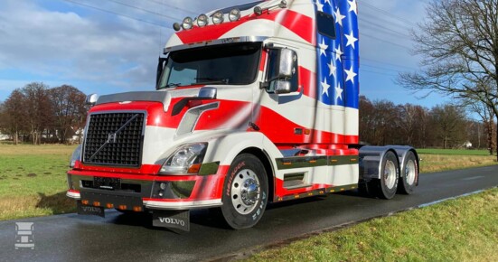 Volvo VNL USA  (2)