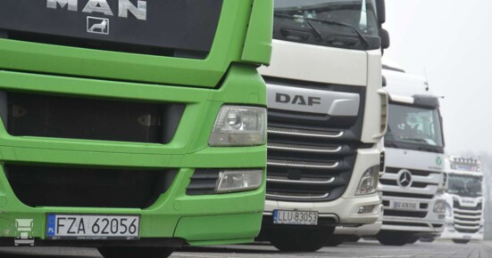 Poolse trucks-1400 Poolse trucks-1400