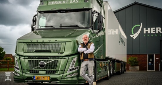 Herbert Sas_portret met nieuwe combinatie (960 x 640)