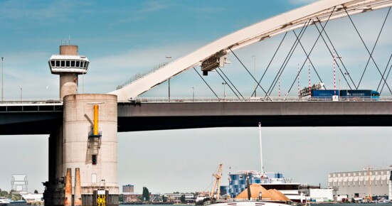 bruggen.jpg bruggen.jpg