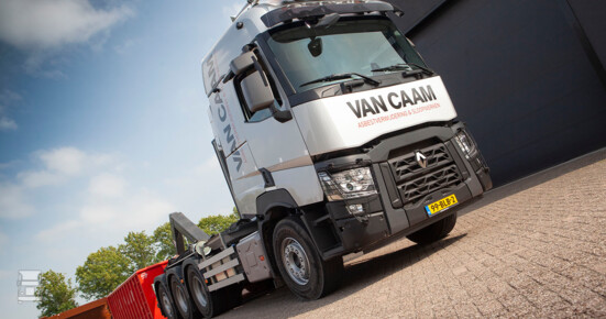 Renault_Trucks_C_8x4_Van_Caam_2_lowres.jpg Renault_Trucks_C_8x4_Van_Caam_2_lowres.jpg