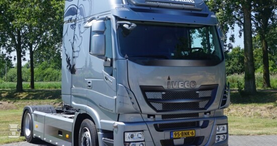 Jaks_Trucking_LR.jpg Jaks_Trucking_LR.jpg