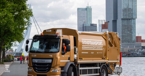 Truckland_levert_elektrische_vuilniswagen_aan_Gemeente_Rotterdam_2.jpg