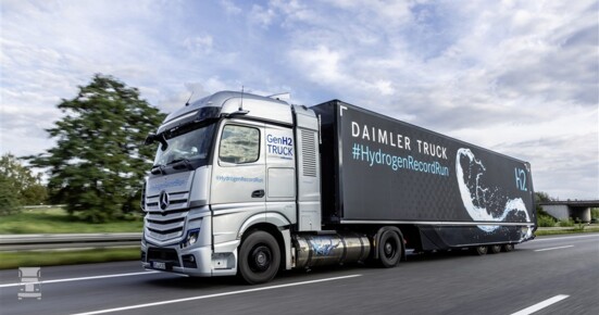 23DT145_003 (960 x 640)