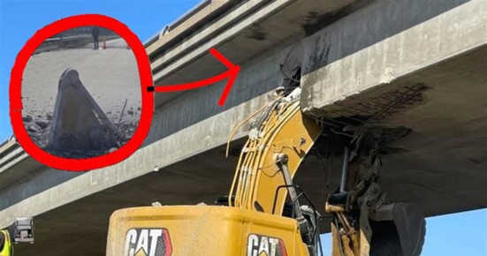 BIGtruck lading door viaduct 5 (960 x 916) BIGtruck lading door viaduct 5 (960 x 916)