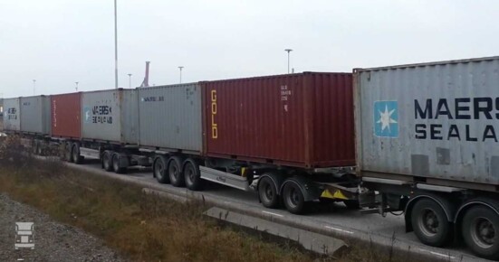 RoadtrainSweden2.jpg RoadtrainSweden2.jpg