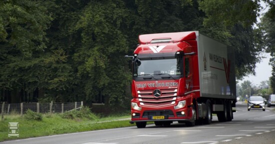 Actros_Van_Velthuizen_LR.jpg Actros_Van_Velthuizen_LR.jpg