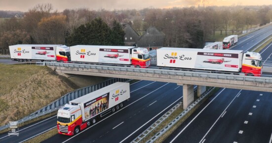 Superhelden_van_Simon_Loos-2LR.jpg Superhelden_van_Simon_Loos-2LR.jpg