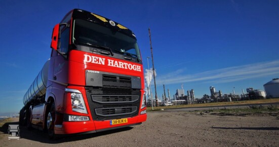 Volvo_Den_Hartogh_1LR.jpg Volvo_Den_Hartogh_1LR.jpg