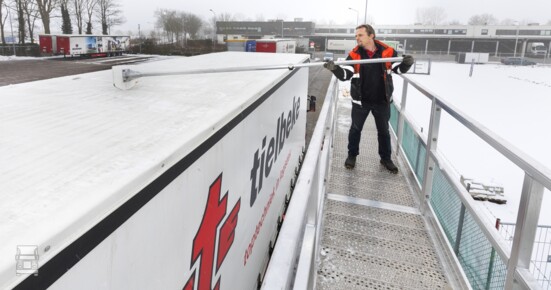 Steiger9866RP-LR.jpg Steiger9866RP-LR.jpg