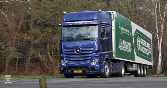 Mercedes Actros Hartman trailer LR