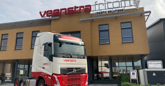 175e-volvo-truck-veenstrafritom-01