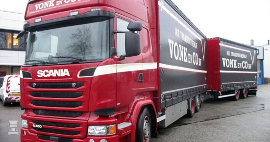 Vonk.Scania.pers.LR.jpg Vonk.Scania.pers.LR.jpg