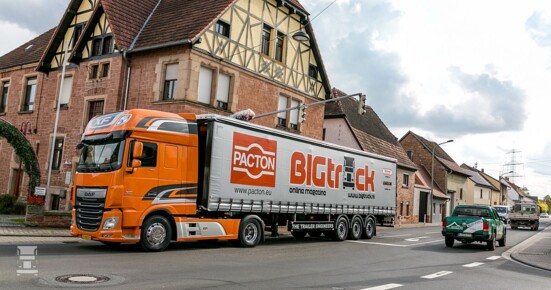 DAF_BIGtruck_LR.jpg