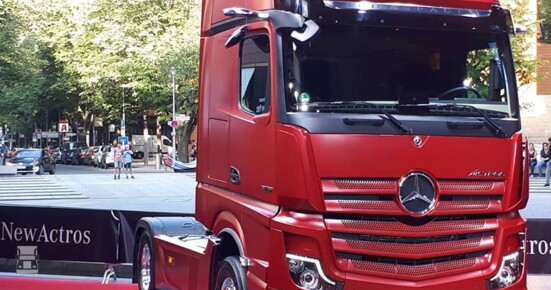 Actros_nieuw.jpg Actros_nieuw.jpg