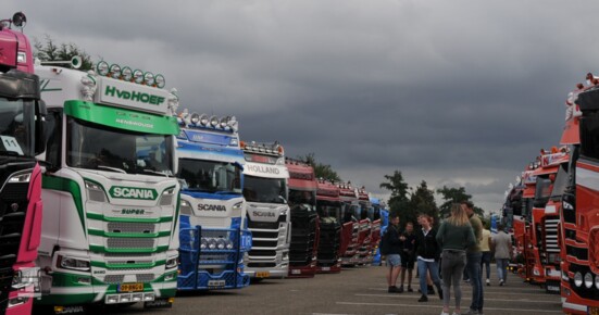 Camioneros1.jpg Camioneros1.jpg