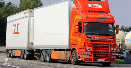 IMG_8958-border.JPG IMG_8958-border.JPG