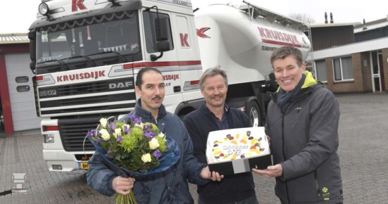 2_miljoen_km_DAF_Kruisdijk-1400.jpg 2_miljoen_km_DAF_Kruisdijk-1400.jpg