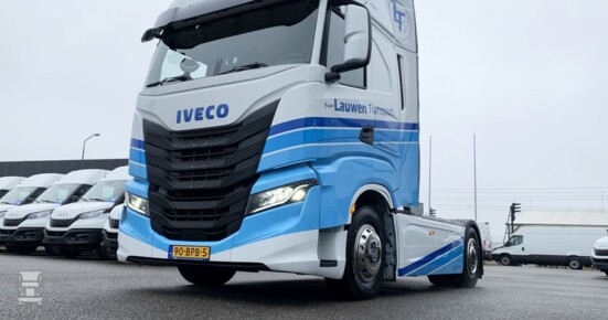 Iveco_Lauwen_1LR.jpg