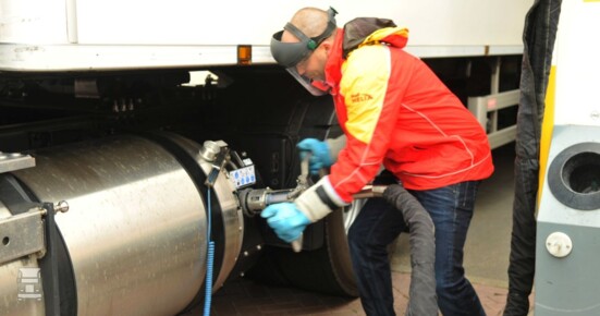 LNG-Shell-Waalhaven3.jpg LNG-Shell-Waalhaven3.jpg