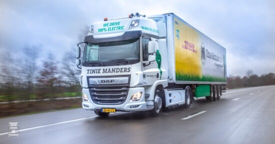 DAF-CF-Electric-voor-Tinie-Manders-Transport-1-800x450.jpg