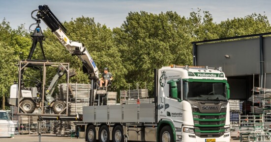 Hollandia_Scania-2LR.jpg Hollandia_Scania-2LR.jpg