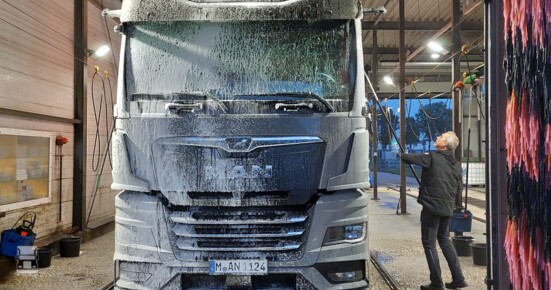 Truckwash LR Truckwash LR
