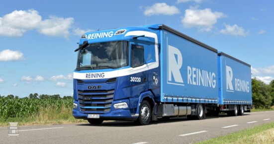 Reining 400e DAF truck (7)-1400 Reining 400e DAF truck (7)-1400