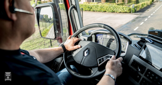 Rijdende_chauffeur.jpg