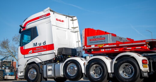 MUD zwaar transport DAF 8x4