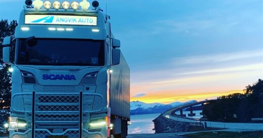 Angvik auto (960 x 721) Angvik auto (960 x 721)