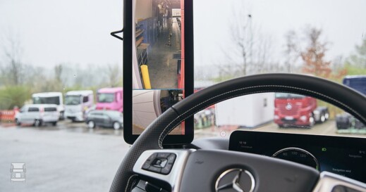 Mirrorcam1